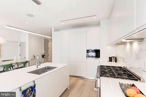 1026 8th St NE #B, Washington, DC 20002 photo 6