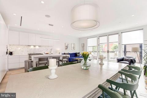 1026 8th St NE #B, Washington, DC 20002 photo 3