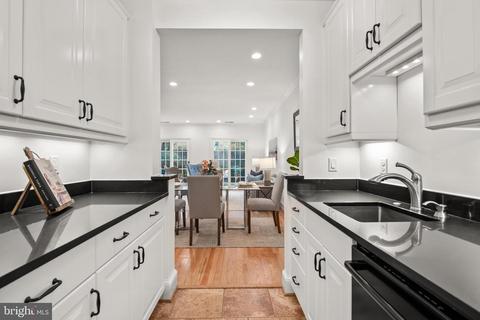 3209 Sutton Pl NW #D, Washington, DC 20016 photo 26