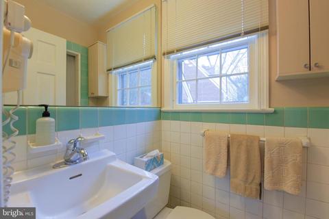4849 W Street NW, Washington, DC 20007 photo 16