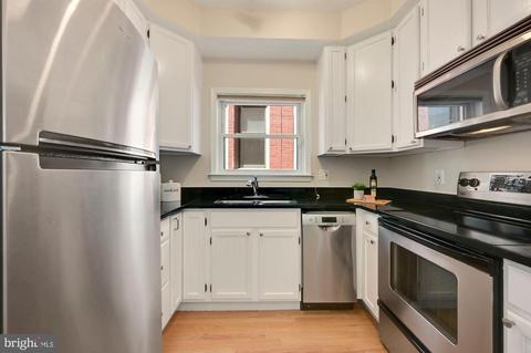 1308 12th St NW #D, Washington, DC 20005 photo 4