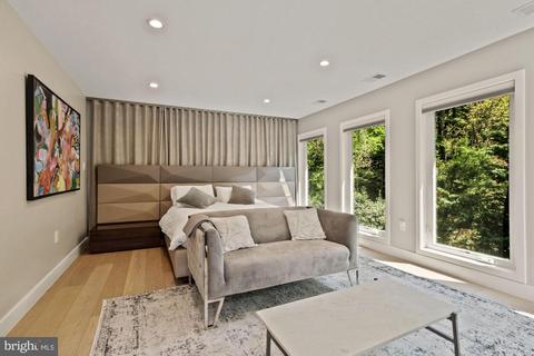 2247 47th St NW, Washington, DC 20007 photo 25