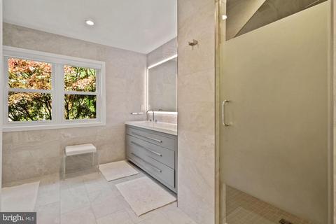 2247 47th St NW, Washington, DC 20007 photo 28