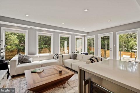 2247 47th St NW, Washington, DC 20007 photo 17