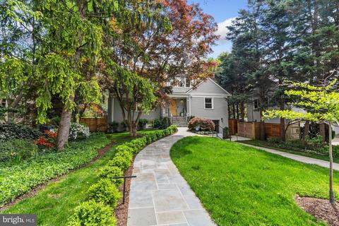 2247 47th St NW, Washington, DC 20007 photo 2