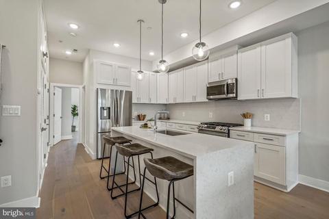 217 20th St NE #4, Washington, DC 20002 photo 9