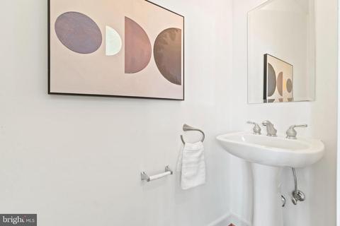 2363 Champlain St NW #29, Washington, DC 20009 photo 15