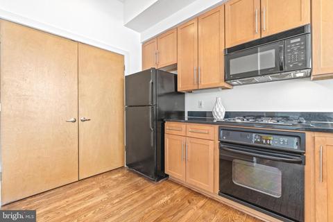 2363 Champlain St NW #29, Washington, DC 20009 photo 12