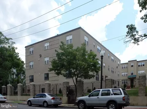 940 Eastern Ave NE #1, Washington, DC 20019