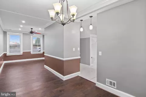 533 Gresham Pl NW, Washington, DC 20001 photo 17