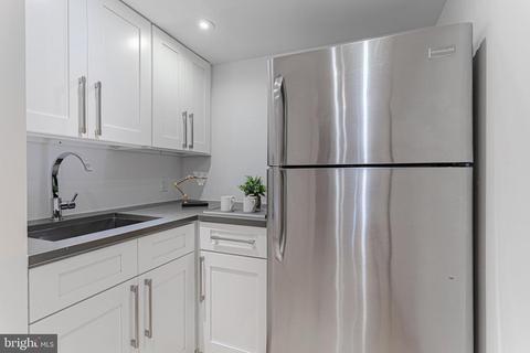 2710 Brandywine St NW, Washington, DC 20008 photo 46