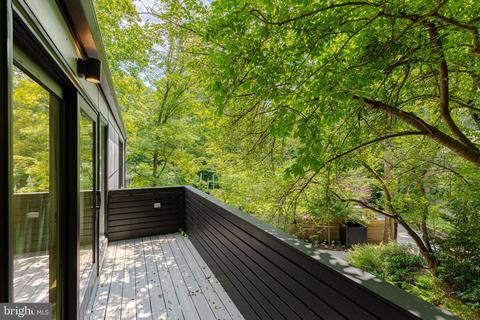 2710 Brandywine St NW, Washington, DC 20008 photo 68