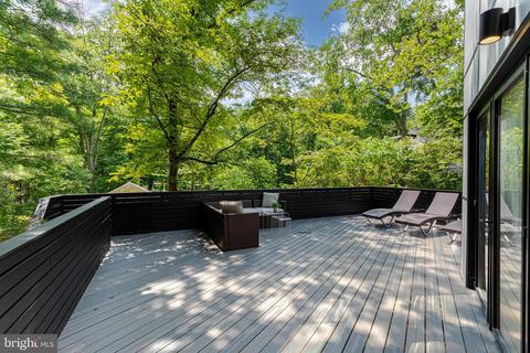 2710 Brandywine St NW, Washington, DC 20008 photo 57