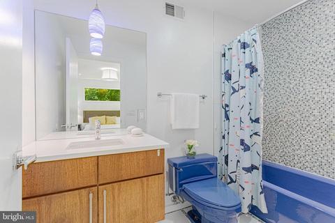 2710 Brandywine St NW, Washington, DC 20008 photo 33