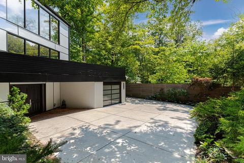 2710 Brandywine St NW, Washington, DC 20008 photo 69
