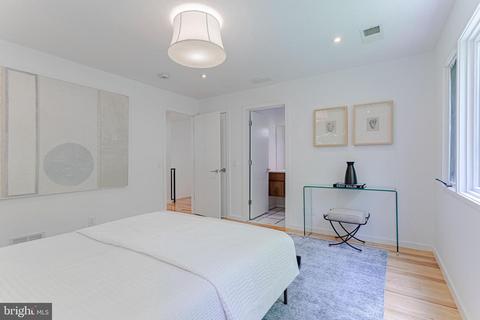 2710 Brandywine St NW, Washington, DC 20008 photo 32