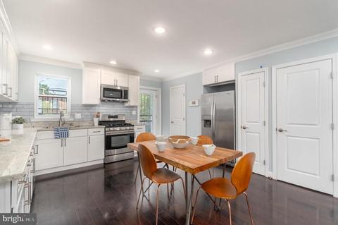 331 18th Pl NE, Washington, DC 20002 photo 10