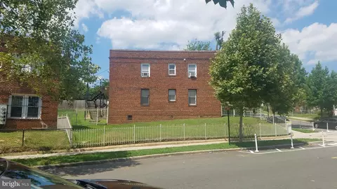 900 19th St NE, Washington, DC 20002 photo 4