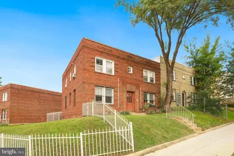 900 19th St NE, Washington, DC 20002 photo 5