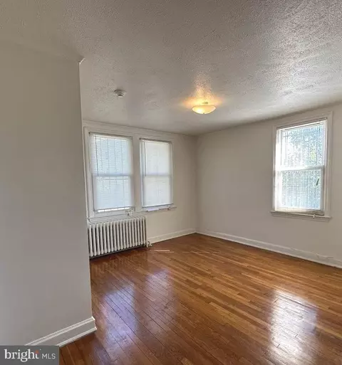 900 19th St NE, Washington, DC 20002 photo 7