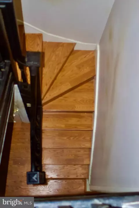 1004 K St NE, Washington, DC 20002 photo 5