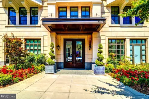 1011 M St NW #905, Washington, DC 20001