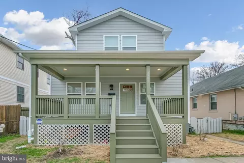 2809 26th St NE, Washington, DC 20018