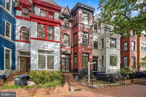 633 8th St NE, Washington, DC 20002 photo 1