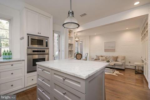 1521 28th St NW, Washington, DC 20007 photo 9
