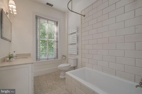 1521 28th St NW, Washington, DC 20007 photo 21