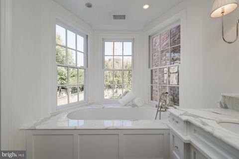 1521 28th St NW, Washington, DC 20007 photo 18