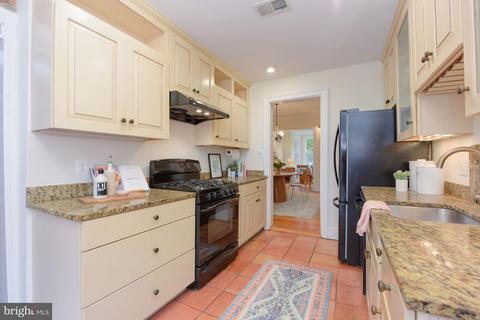 23 7th St NE, Washington, DC 20002 photo 9