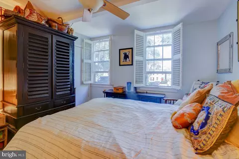 411 E Capitol St SE, Washington, DC 20003 photo 17