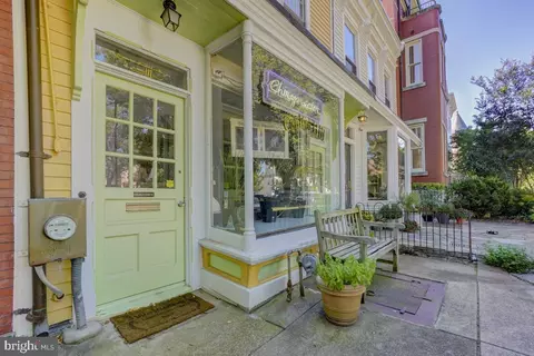 411 E Capitol St SE, Washington, DC 20003 photo 3