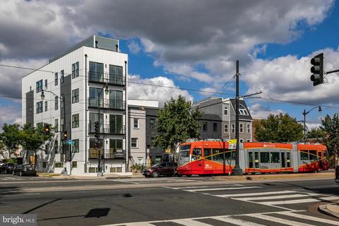 759 18th St NE #PH01, Washington, DC 20002 photo 1