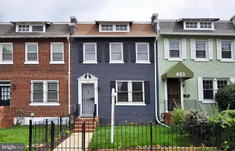 455 15th St NE, Washington, DC 20002