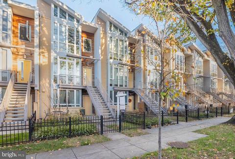 413 17th St NE #B, Washington, DC 20002 photo 1
