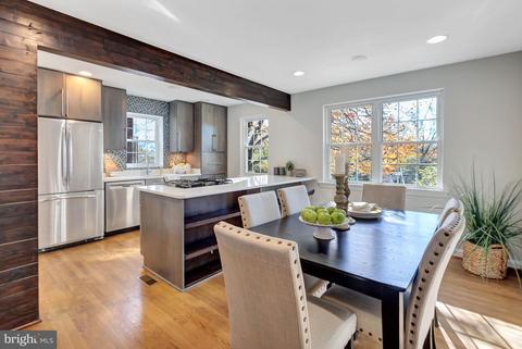2904 Upton St NW, Washington, DC 20008 photo 9