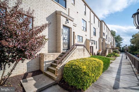 2847 31st Pl NE #2847, Washington, DC 20018