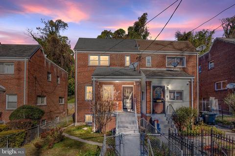 208 Malcolm X Ave SE, Washington, DC 20032