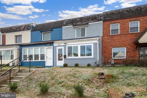 3415 Baker St NE, Washington, DC 20019 photo 2