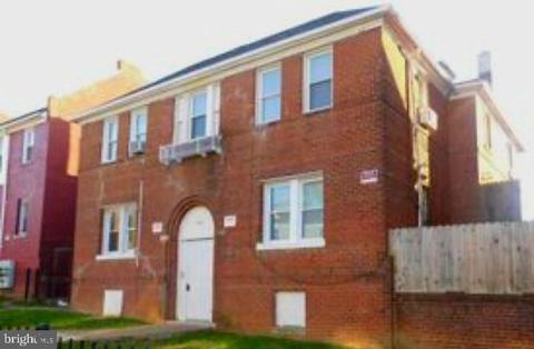 1265 Simms Pl NE, Washington, DC 20002