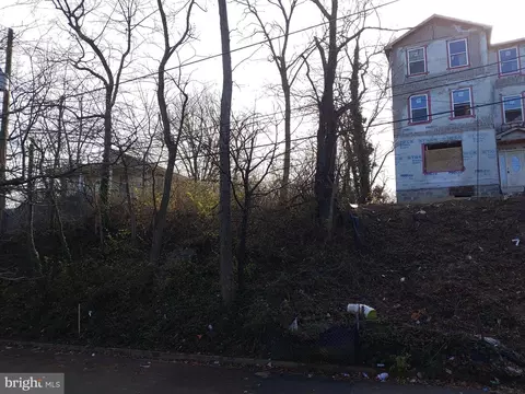 5045 A St SE, Washington, DC 20019