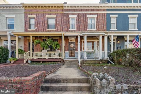 1423 D St SE, Washington, DC 20003
