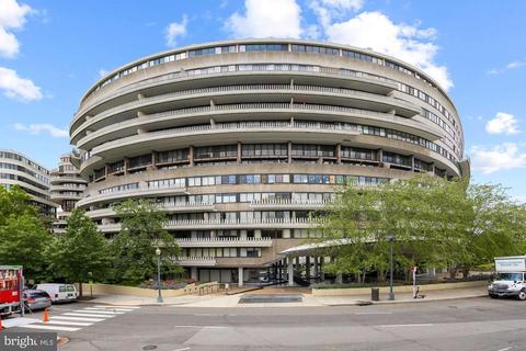2500 Virginia Ave NW #705-S, Washington, DC 20037