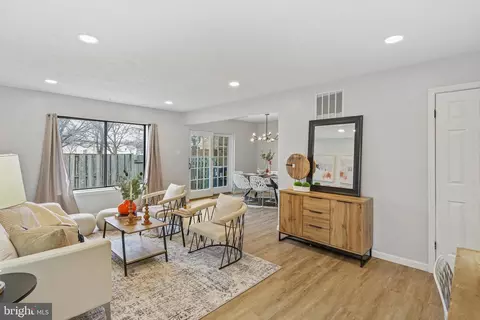 3109 Berry Rd NE #13, Washington, DC 20018