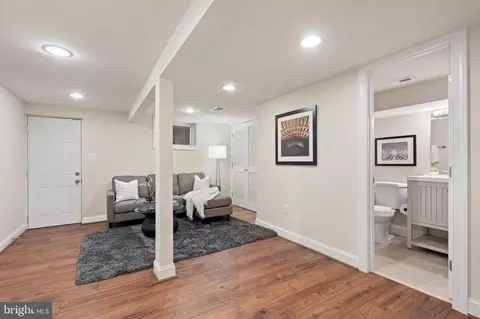 1215 18th St NE, Washington, DC 20002 photo 29