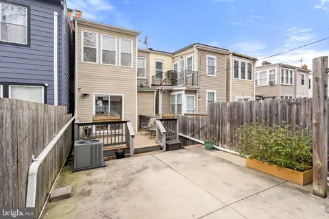 1215 18th St NE, Washington, DC 20002 photo 34