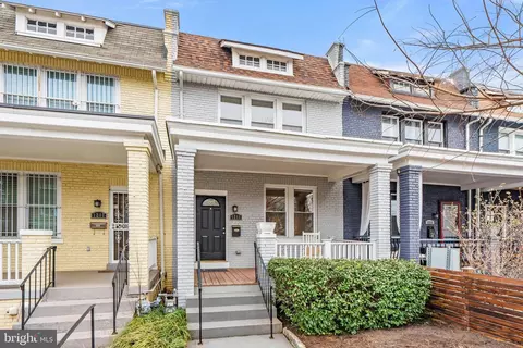 1215 18th St NE, Washington, DC 20002 photo 2