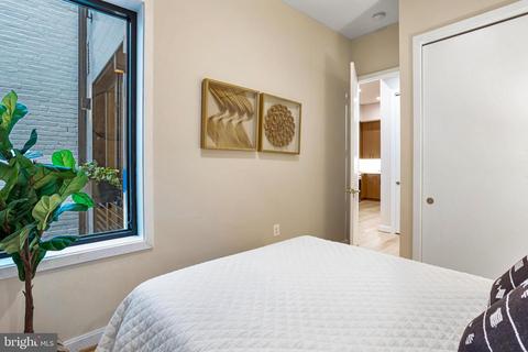 1402 12th St NW #4, Washington, DC 20005 photo 18